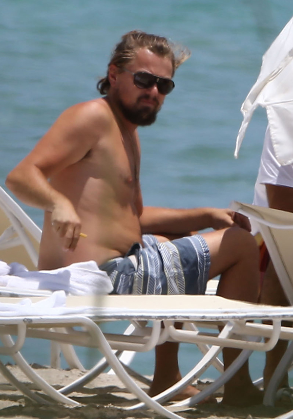 Sốc với hình ảnh Leonardo DiCaprio râu ria bụng mỡ 