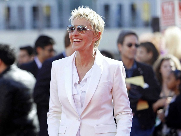 Nữ MC Ellen DeGeneres  đã kết hôn với bạn gái Portia De Rossi  vào năm 2008 - Ảnh: Reuters