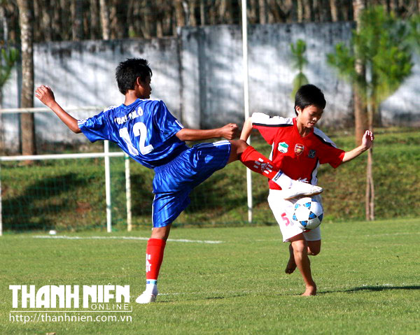 Công Phượng, Văn Toàn, Tuấn Anh thuở chân trần, hôm qua và hôm nay 6