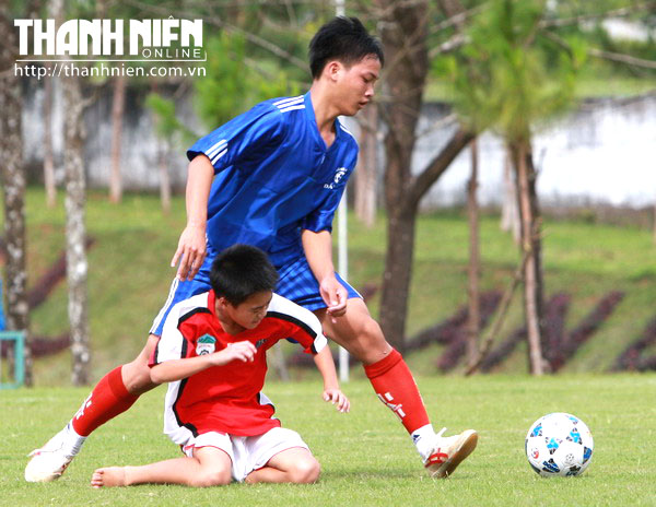 Công Phượng, Văn Toàn, Tuấn Anh thuở chân trần, hôm qua và hôm nay 9