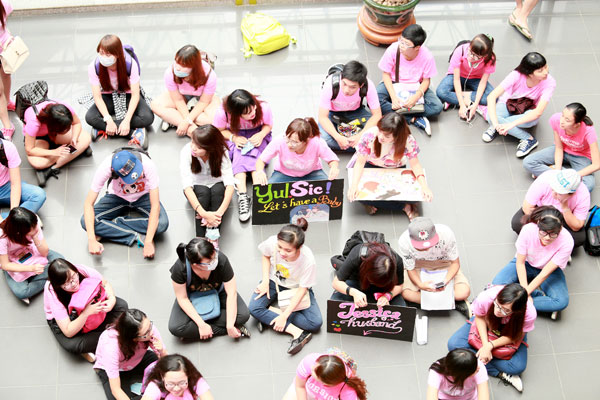 Fan đón SNSD 6