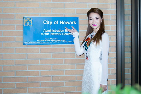 Hoa hậu châu Á gốc Việt được thị trưởng vinh danh 4