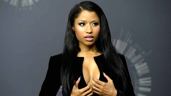 Nicki Minaj bị trường cũ hắt hủi