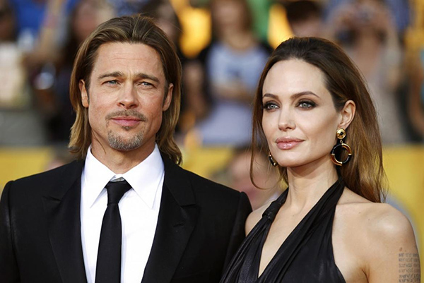 Angelina Jolie tặng quà cưới 2 triệu bảng cho chồng