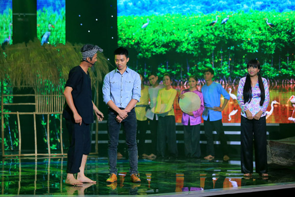 Đội Bánh Da Lợn (gồm Võ Minh Lâm, Lân Nhã, Ngọc Tiên) cũng nhận được nhiều lời khen từ ban giám khảo