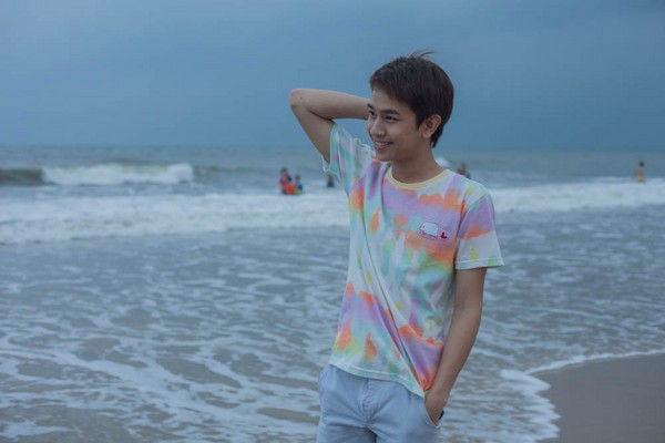 Chí Thành X Factor, Trịnh Tú Trung đưa diễn viên Thái Lan dạo thành phố biển 3