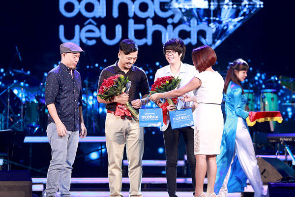 Sau scandal ‘đạo’, Phạm Hồng Phước trở lại với ‘hit’ mới 6