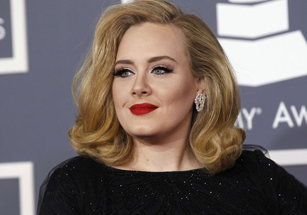 4 năm chưa ra album, Adele vẫn kiếm 2 tỉ đồng/ngày