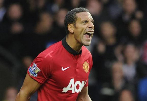 Rio Ferdinand bị phạt 25.000 bảng vì Twitter