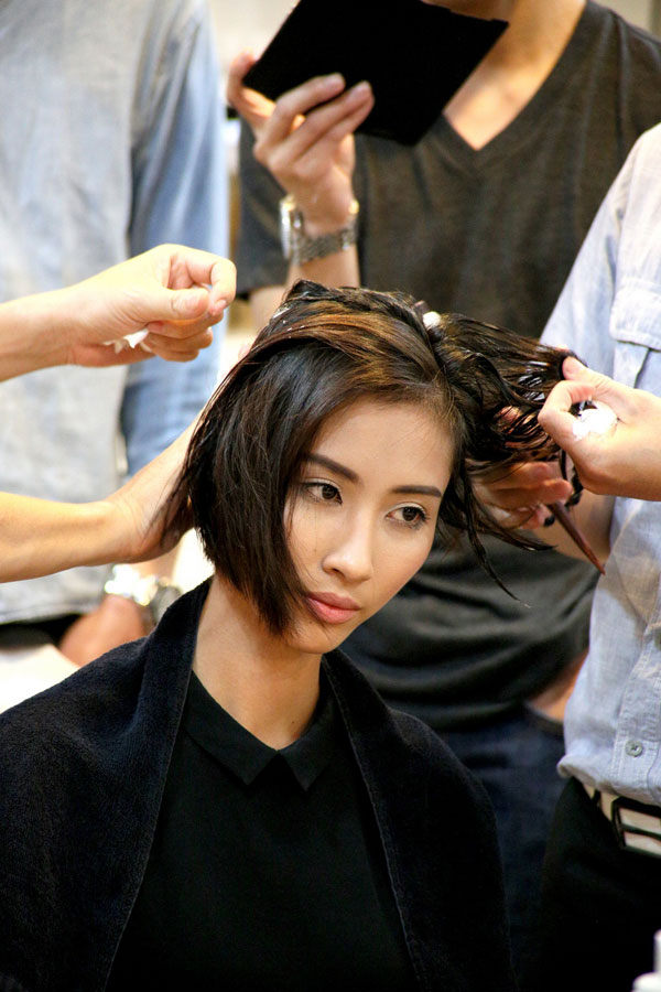 Chuyên gia Nhật test kiểu tóc cho Lynk Fashion show 8