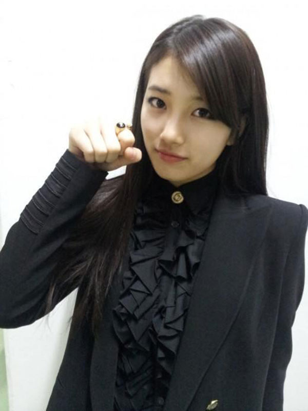 Suzy (Miss A) đang là gương mặt đắt giá của làng giải trí Hàn  - 2