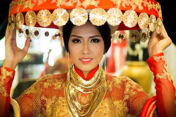 Tiết lộ trang phục dân tộc của Nguyễn Thị Loan tại Miss World 2014 2