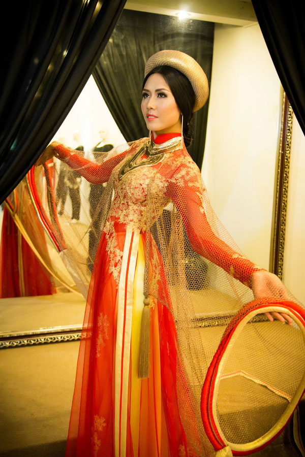 Tiết lộ trang phục dân tộc của Nguyễn Thị Loan tại Miss World 2014 7