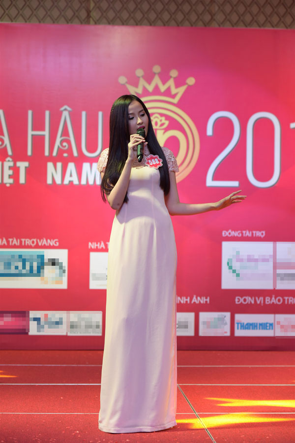 Ngắm thí sinh Hoa hậu Việt Nam 2014 thi thố tài năng 15
