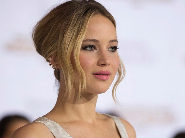 Jennifer Lawrence trở thành cái tên được tìm kiếm nhiều nhất Google năm 2014 nhờ scandal lộ ảnh nóng