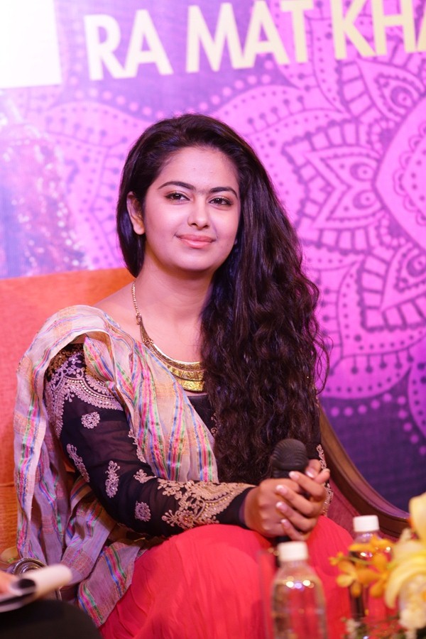 Tham gia bộ phim này từ năm 10 tuổi, đến nay Avika Gor đã trở nên xinh đẹp với hình ảnh tuổi 17.