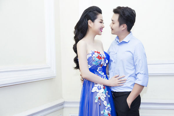 Diễn viên Lê Khánh xuất hiện rạng rỡ sau khi lấy chồng 2