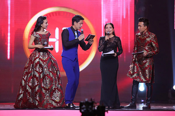 Đảm nhận vai trò dẫn chương trình trong liveshow 3 là 4 MC: Quỳnh Hương, Bình Minh, Trấn Thành và Hoàng Oanh.