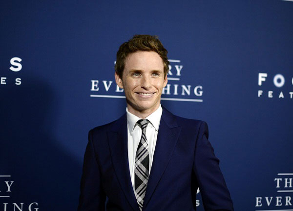 JK Rowling mong muốn Eddie Redmayne nhận vai trong phim Harry Potter thêm 1