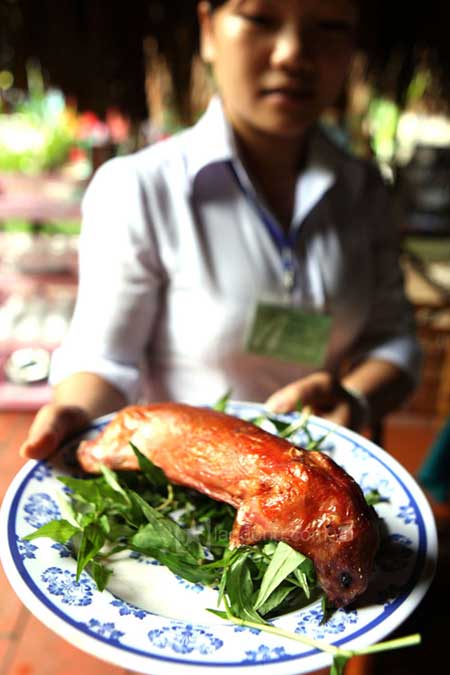 Thịt chuột đồng miền Tây: Món hút khách du lịch 