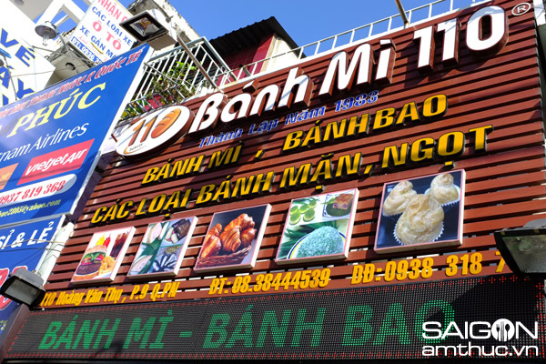 Xếp hàng mua bánh mì ở Sài Gòn 5