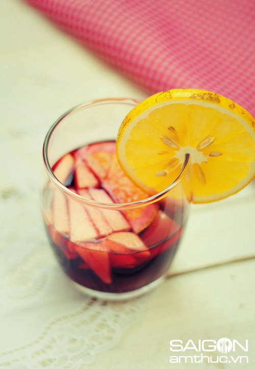 Sangria đỏ rực, sóng sánh cho đêm Giáng sinh 5