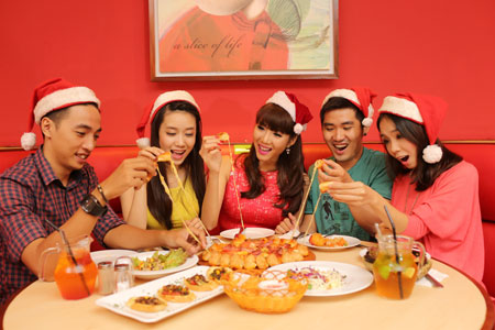 Đón Giáng Sinh tại Pizza Hut  1