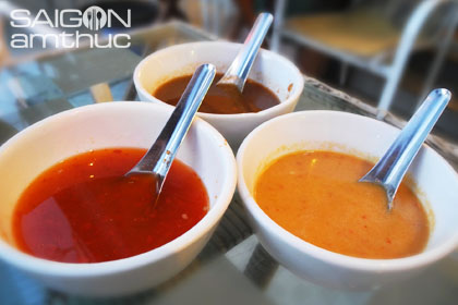 Bánh căn Đạt: Món ngon Nam Trung Bộ ở Sài Gòn 1