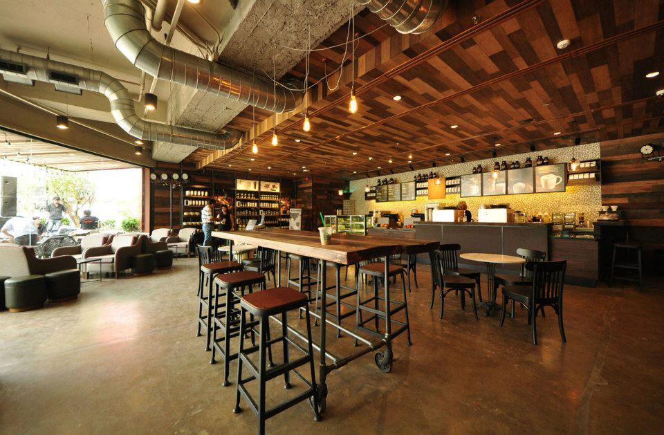 Bên trong cửa hàng Starbucks đầu tiên tại Việt Nam 1