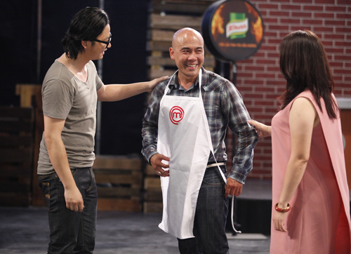 Tập 2 MasterChef Vietnam: Những "ông nội trợ" tỏa sáng