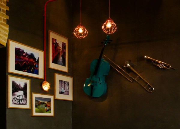 Cello Bar: Những gợi mở cho không gian hẹp 8