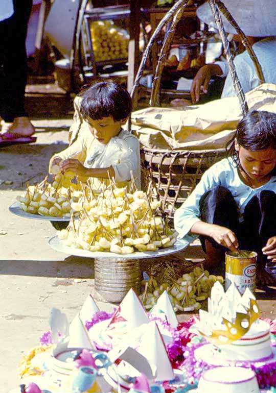 Ẩm thực Sài Gòn xưa (Phần 03): Ký ức hàng rong 1
