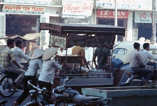 Ẩm thực Sài Gòn xưa (Phần 03): Ký ức hàng rong 12