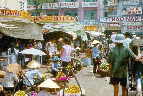 Ẩm thực Sài Gòn xưa (Phần 03): Ký ức hàng rong 20