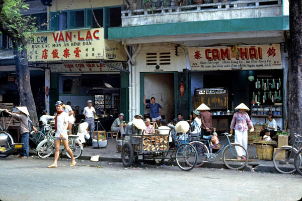 Ẩm thực Sài Gòn xưa (Phần 02): Hàng quán một thời 17