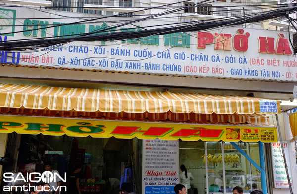 Đi ăn món gà ở phố đêm Sài Gòn 5