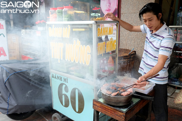 Bánh mì thịt nướng - món ngon mà hiếm của Sài Gòn 6