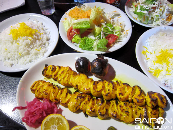 Bữa ăn ở xứ Ba Tư huyền ảo 2