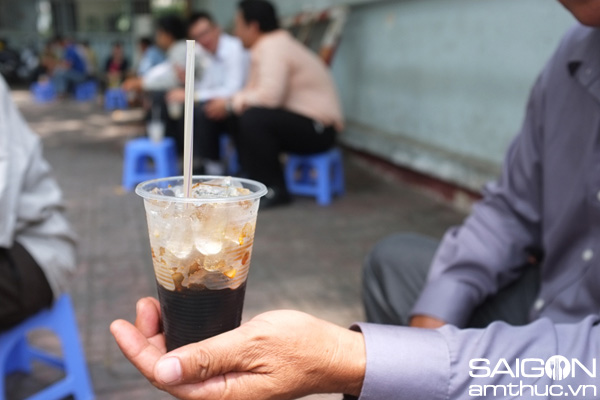 Hồn vía cà phê Sài Gòn: Từ cà phê cóc, sân vườn đến cà phê sạch 1