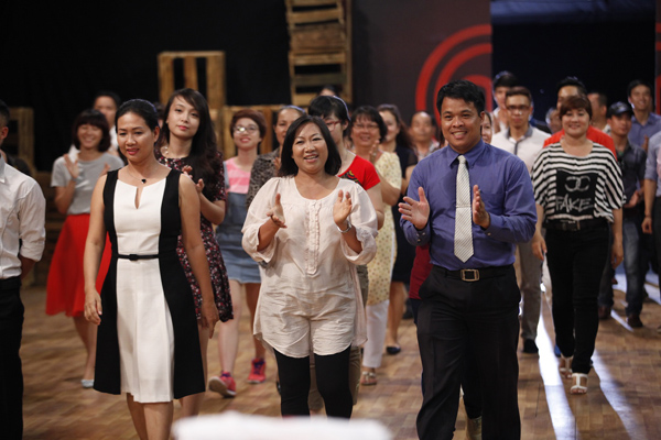 Kết thúc vòng Audition Masterchef Vietnam 2014: 17 chiếc tạp dề đã được trao cho những đầu bếp không chuyên xuất sắc nhất trên toàn quốc 1