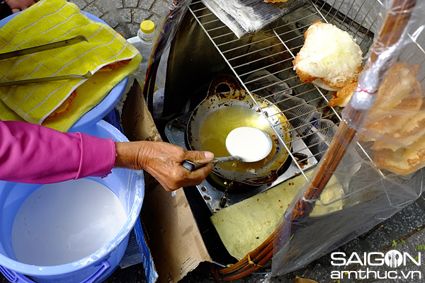 Tai yến, món bánh miền Tây dần mai một trên hè phố Sài Gòn 5