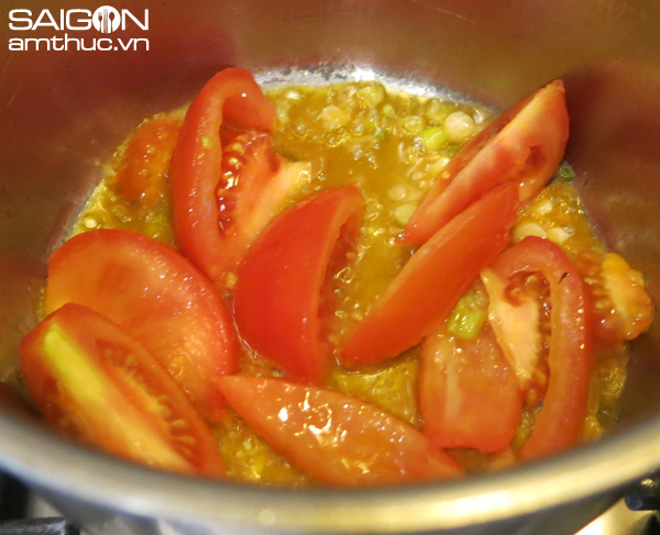 Canh cà chua trứng cho ngày bận rộn 3