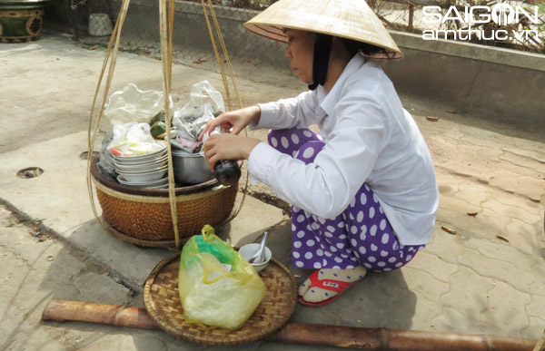 Xì xụp bánh canh Nam Phổ xứ Huế 12