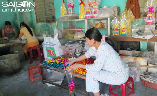 Làng bánh in Huế vào vụ Tết 16