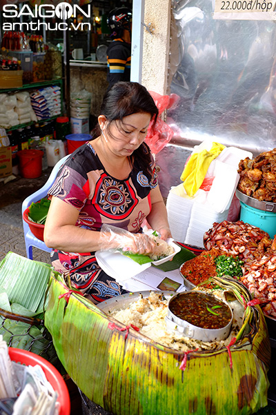 Ngon ngất ngây xôi gà bên hông chợ Bà Chiểu 1