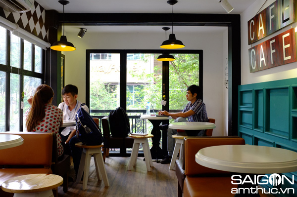 Quán cà phê rộng 25 m2 đẹp đến khó tin ở Sài Gòn 8
