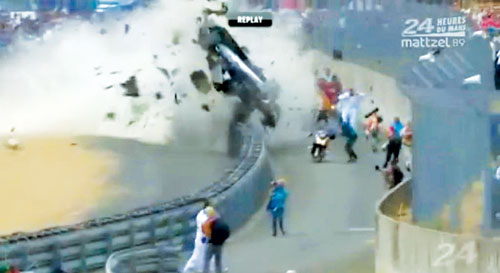 Tai nạn kinh hoàng tại cuộc đua xe Le Mans