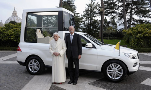 Popemobile;Giáo hoàng;Mercedes;xe mui trần ;Giáo hoàng Benedict XVI