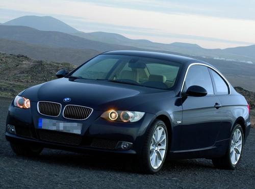 BMW lại thông báo thu hồi nửa triệu xe 