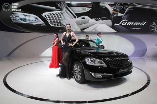 Chiếc SsangYong Chairman W Summit được đánh giá còn đỉnh hơn chiếc Hyundai Equus by Hermes